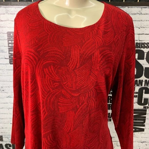 Citiknits XL Red Abstract  Print Crew Neck Diagonal Hem 3/4 Sleeve Top - Picture 2 of 6